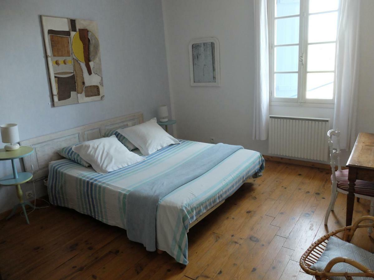 Chambres d’hôtes dans Maison d'artiste Galargues Exterior foto